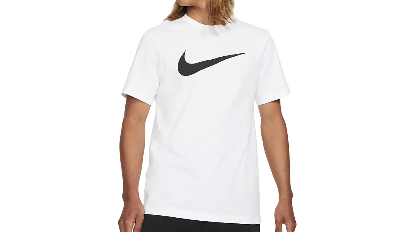 14 Best cheap Nike clothes - Monetha