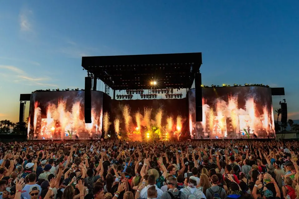 See Tickets Discounts and Cashback