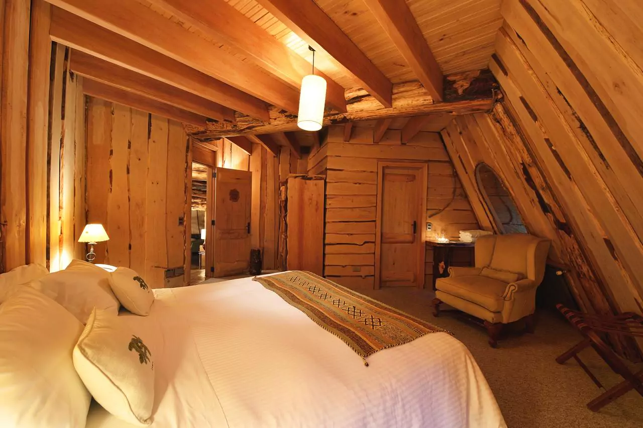 Booking.com Cabins Discounts and Cashback